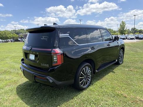 Certified 2025 Nissan Armada Platinum Reserve AWD/4WD image 7