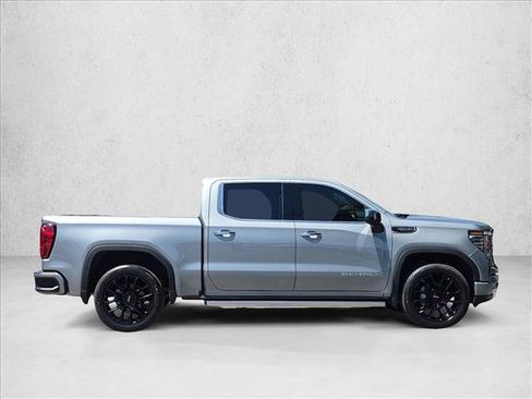 Used 2025 GMC Sierra 1500 Denali w/ Denali Reserve Package AWD/4WD image 4