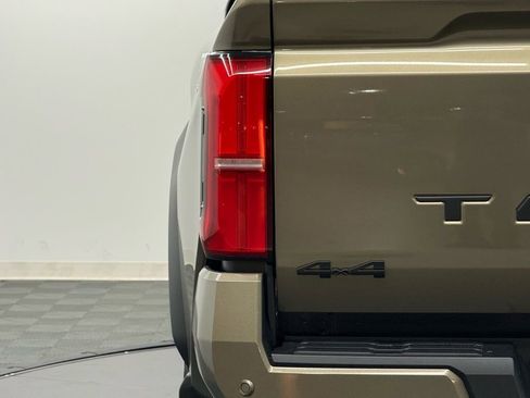 New 2026 Toyota Tacoma TRD Off-Road image 9