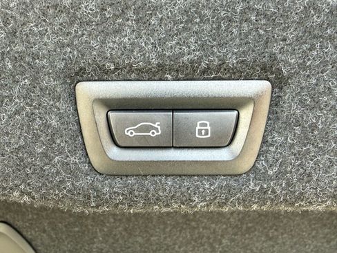 Used 2026 BMW 530i w/ M Sport Package image 17