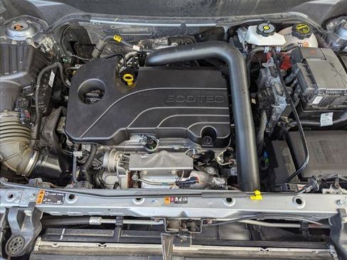 Used 2024 Chevrolet Equinox LT image 23