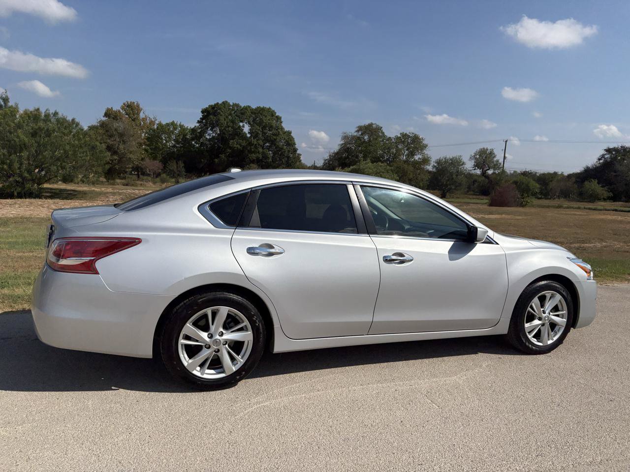 Used 2013 Nissan Altima 2.5 SV FWD image 57