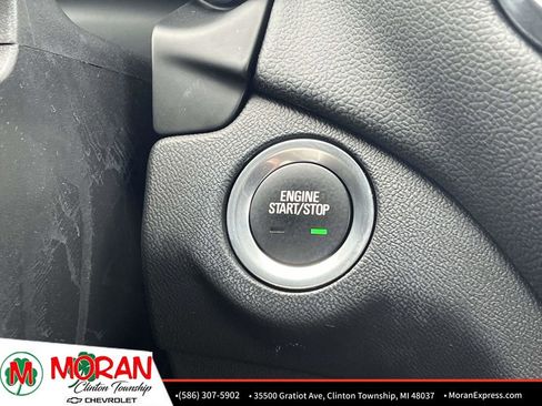 Certified 2024 Chevrolet Equinox LT FWD image 23