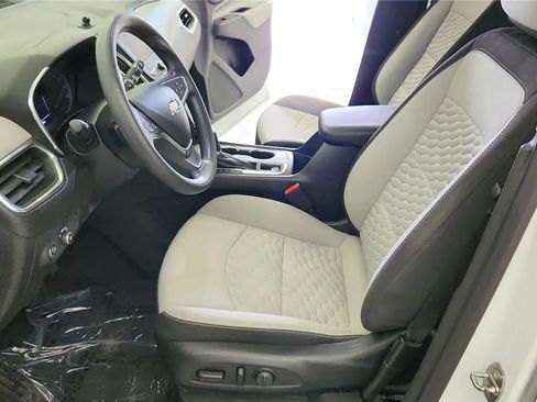 Used 2020 Chevrolet Equinox LS w/ LS Convenience Package FWD image 23