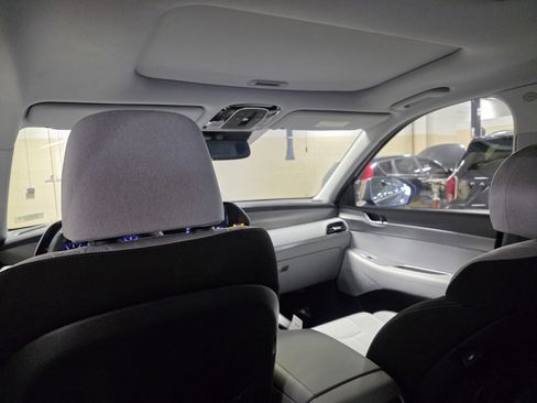 Used 2021 Hyundai Palisade SEL w/ Convenience Package image 15