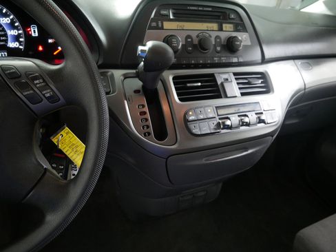 Used 2006 Honda Odyssey EX image 24