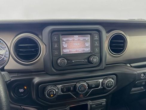 Used 2021 Jeep Wrangler Unlimited Sport image 14