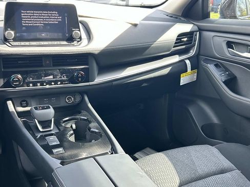New 2026 Nissan Rogue SV FWD image 24