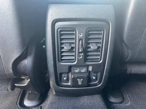 Used 2021 Dodge Durango R/T w/ Blacktop Package AWD/4WD image 28