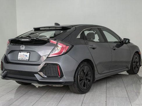 Used 2018 Honda Civic EX-L image 6
