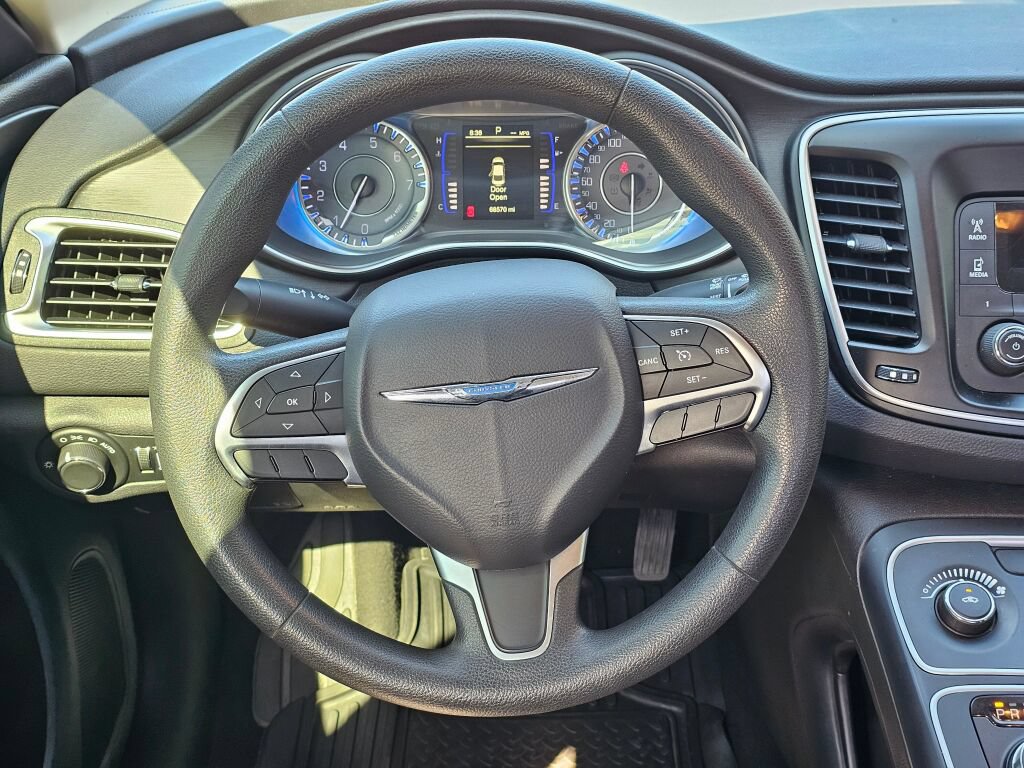Used 2016 Chrysler 200 LX FWD image 20