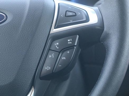 Certified 2024 Ford Edge SEL w/ Convenience Package AWD/4WD image 18