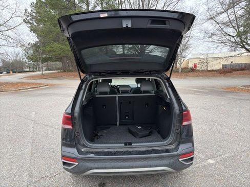 Used 2022 Volkswagen Taos SE image 21