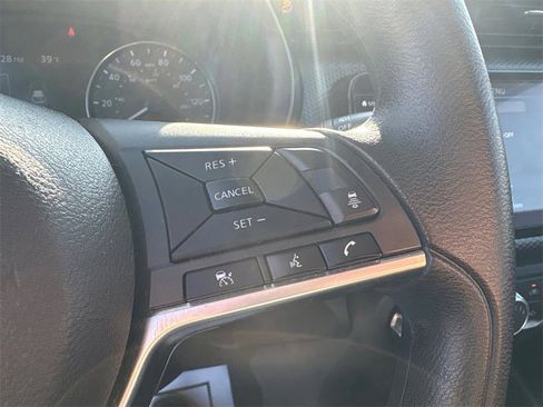 Used 2023 Nissan Kicks SV image 22