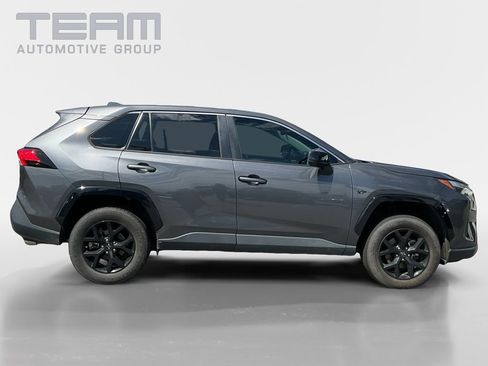 Used 2023 Toyota RAV4 LE FWD image 8