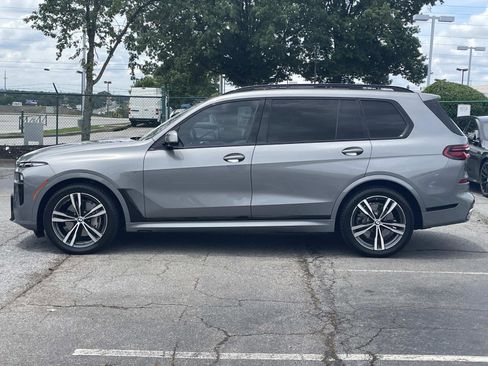 Used 2023 BMW X7 xDrive40i w/ M Sport Package AWD/4WD image 2