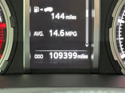 Used 2021 Toyota 4Runner Limited image 28