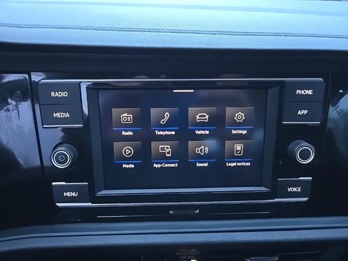 Used 2024 Volkswagen Jetta S image 22