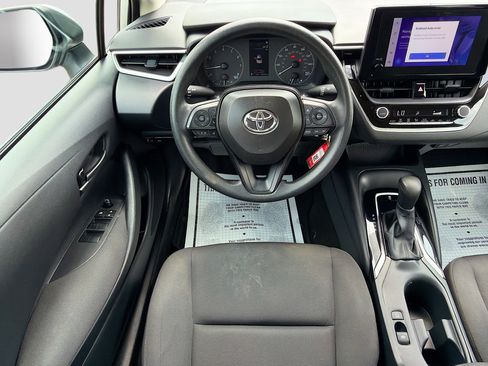 Used 2024 Toyota Corolla LE image 15