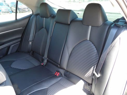 Used 2023 Toyota Camry SE FWD image 23