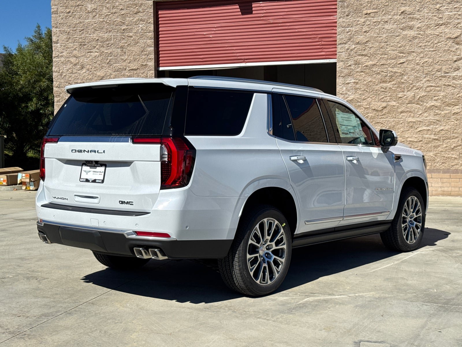 New 2027 GMC Yukon Denali w/ Denali Reserve Package AWD/4WD image 16