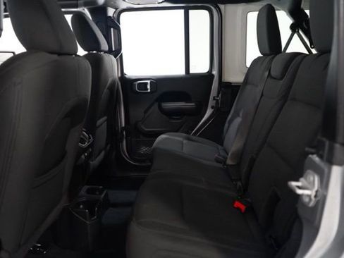 Used 2020 Jeep Wrangler Unlimited Sport S image 31