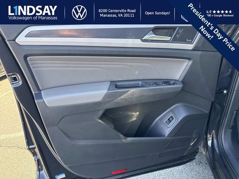 Used 2023 Volkswagen Atlas Cross Sport SEL Premium R-Line image 8