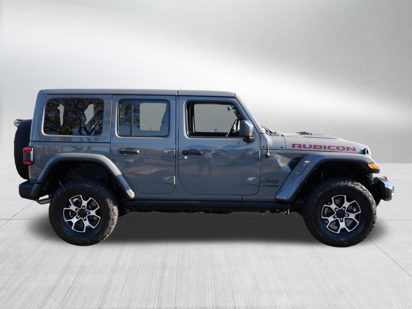 Used 2022 Jeep Wrangler Unlimited Rubicon w/ LED Lighting Group AWD/4WD image 8