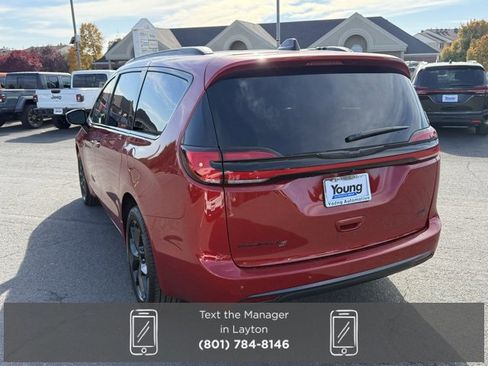 New 2026 Chrysler Pacifica Select w/ S Appearance Package image 8