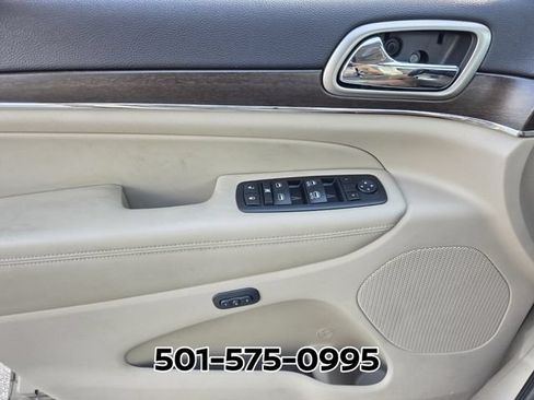 Used 2015 Jeep Grand Cherokee Limited w/ Trailer Tow Group IV AWD/4WD image 34