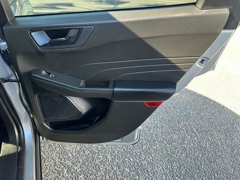 Certified 2024 Ford Escape Active FWD image 18