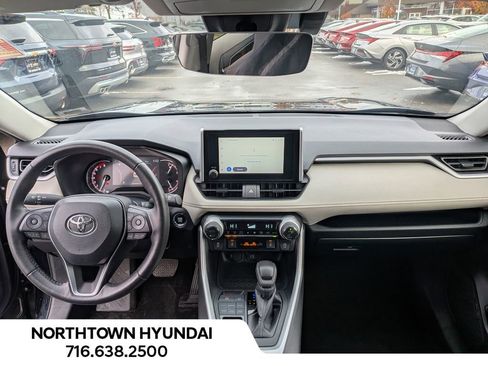 Used 2024 Toyota RAV4 XLE image 8