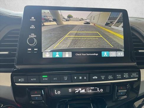 Used 2025 Honda Odyssey Touring image 15