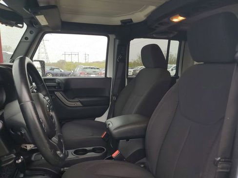 Used 2014 Jeep Wrangler Unlimited Sport w/ Quick Order Package 24S AWD/4WD image 11