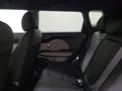 Used 2019 Kia Soul + FWD image 18