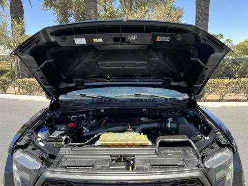 Used 2019 Ford F150 Raptor w/ Equipment Group 802A Luxury AWD/4WD image 22
