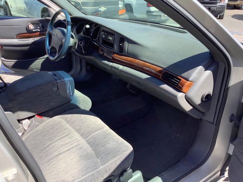Used 2005 Buick Le Sabre Custom FWD image 23