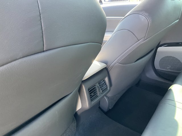 Used 2019 Toyota Camry XLE FWD image 11