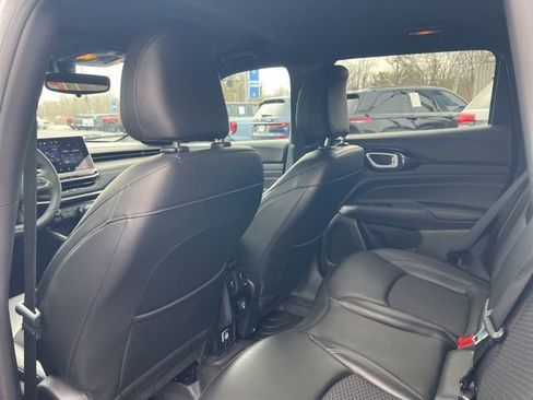 Used 2023 Jeep Compass Altitude image 16