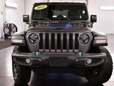 Used 2021 Jeep Wrangler Unlimited Rubicon 4xe w/ Cold Weather Group AWD/4WD image 2