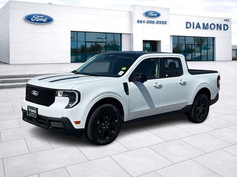 New 2026 Ford Maverick Lariat w/ Black Appearance Package AWD/4WD image 1