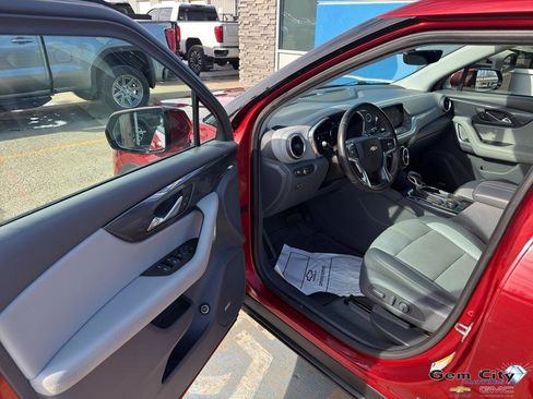 Used 2021 Chevrolet Blazer LT w/ Sound & Technology Package image 17