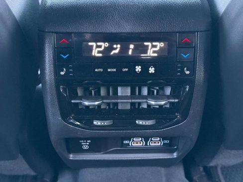 Used 2023 Jeep Grand Cherokee L Summit image 12