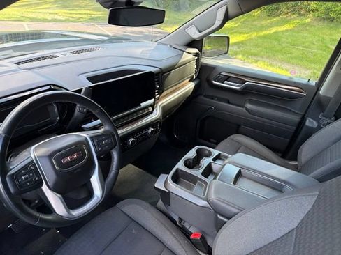 Used 2023 GMC Sierra 1500 Elevation AWD/4WD image 5
