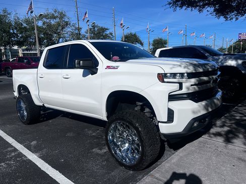 Used 2021 Chevrolet Silverado 1500 RST w/ Z71 Off-Road Package image 3