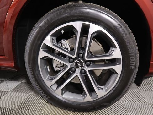 Used 2025 Audi Q5 Premium Plus w/ Premium Plus AWD/4WD image 35