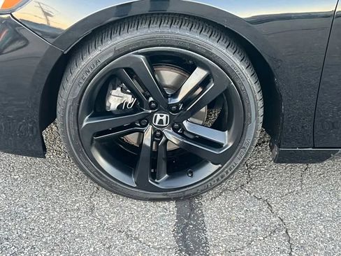Used 2020 Honda Accord Sport image 29