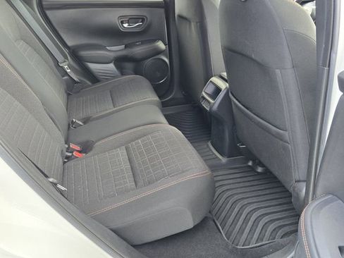 Used 2024 Honda HR-V Sport image 15