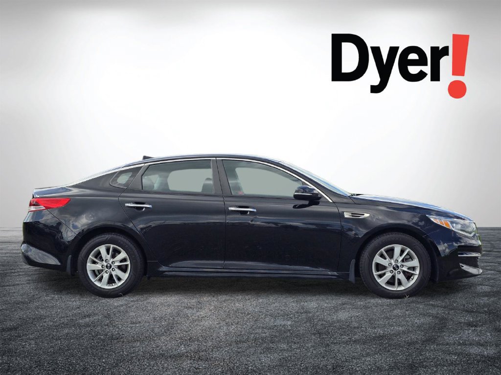 Used 2017 Kia Optima LX FWD image 3
