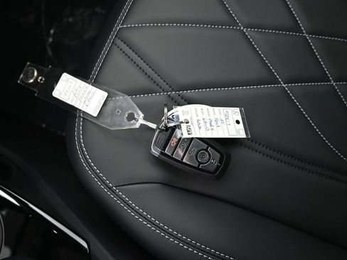 New 2025 Ford Mustang Mach-E Select image 32